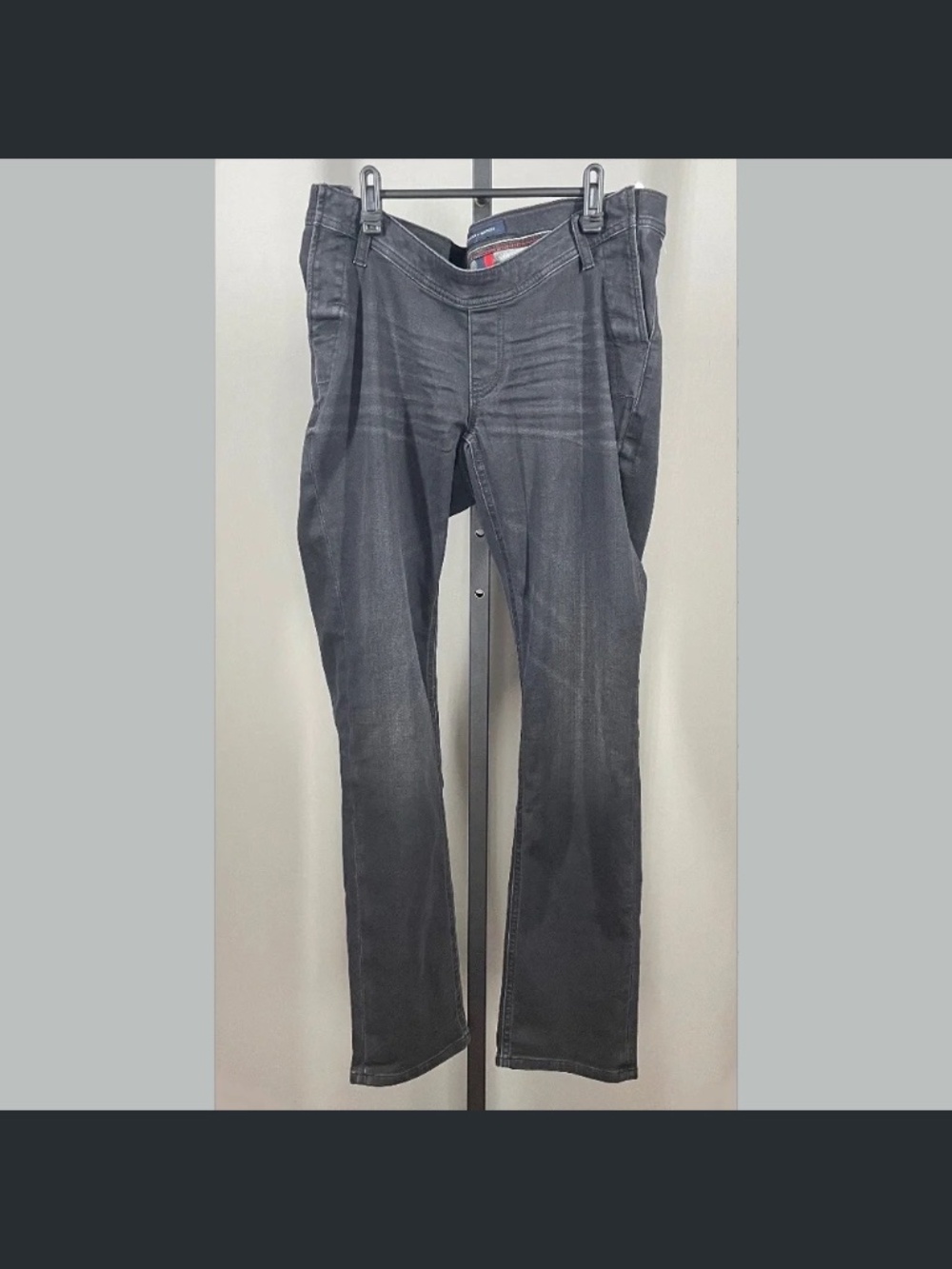 NEW Tommy Hilfiger Jeans Womens 32 black denim straight leg casual classic
